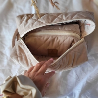 Duża kosmetyczka damska podróżna beżowa