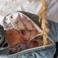 Duża kosmetyczka damska podróżna zielona