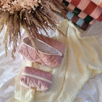 Kosmetyczka damska podróżna różowa